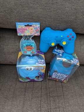 Kitty Squeeze, Remote Control, Capy Smosh bara And Sugar Swap Duck Cube